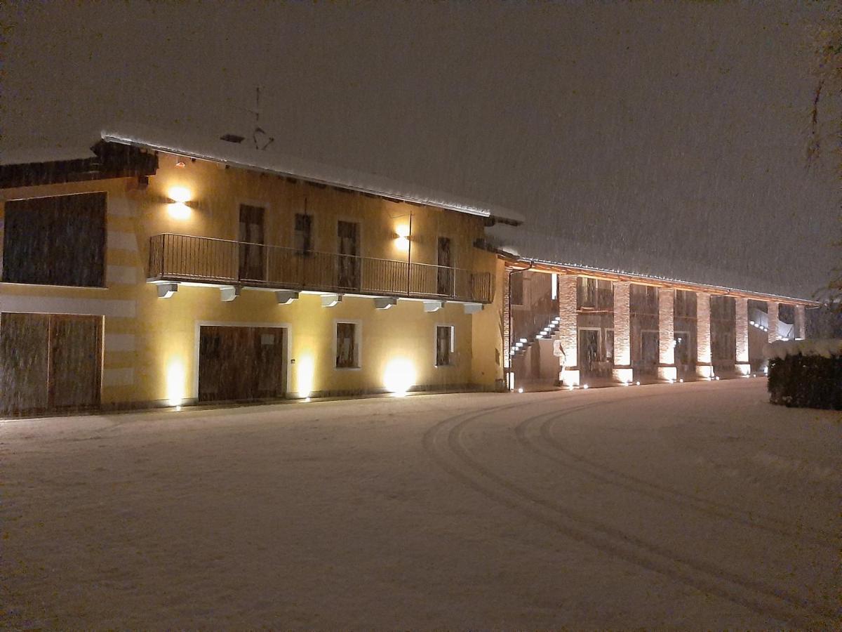 Agriturismo Fior Di Campo ドロネーロ エクステリア 写真