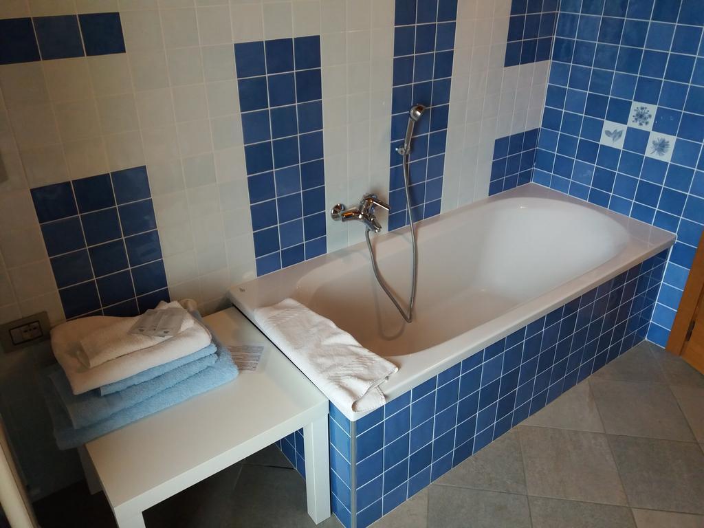 Agriturismo Fior Di Campo ドロネーロ エクステリア 写真