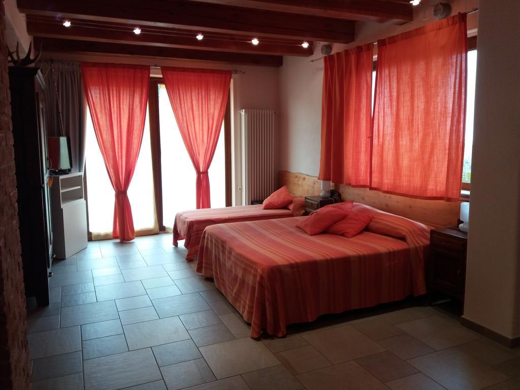 Agriturismo Fior Di Campo ドロネーロ エクステリア 写真